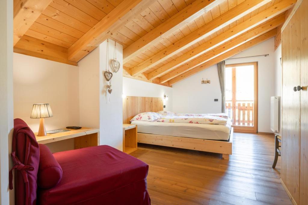 Bed and Breakfast Garnì dal Mozat Lenzumo di Concei Esterno foto